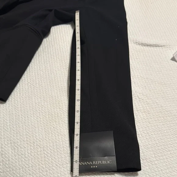 Banana Republic- CLASSIC SUIT BLAZER/Wms size: 4/ Black/ Semi-fitted/ NEW w/ tag - Picture 12 of 15
